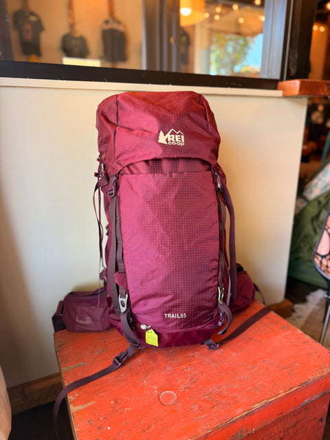 LOOP RENTAL: rei trail 65 pack
