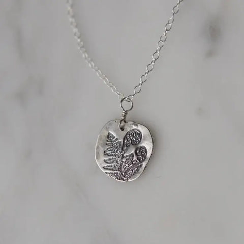 SILVER FERN necklace
