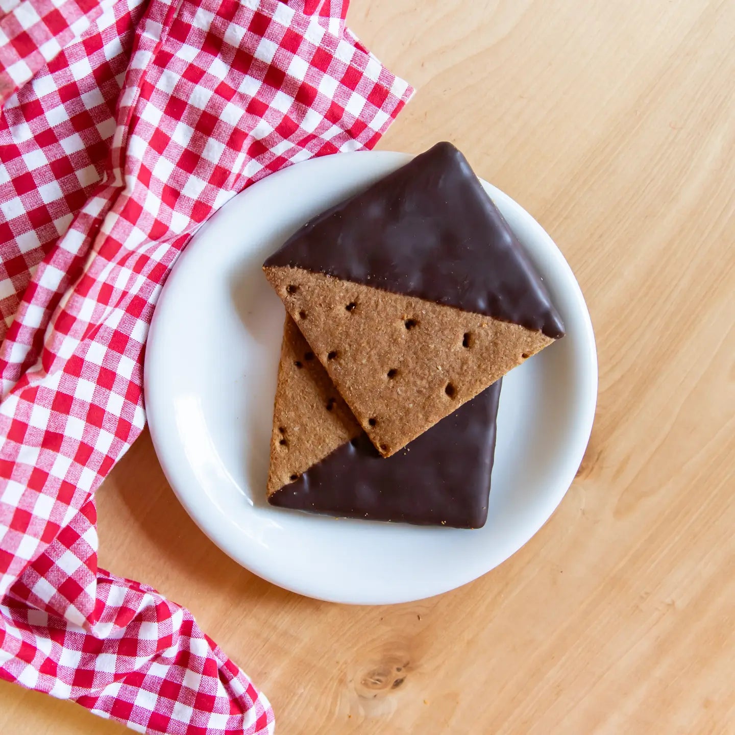 RANGER dark chocolate dipped graham crackers 6 pack