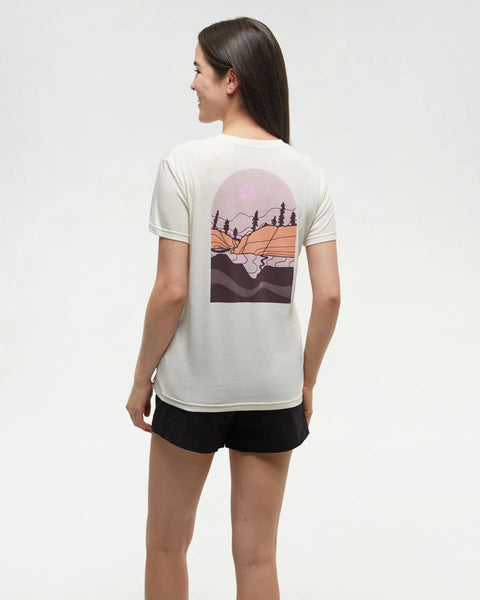 EMERALD EDGE arch tee