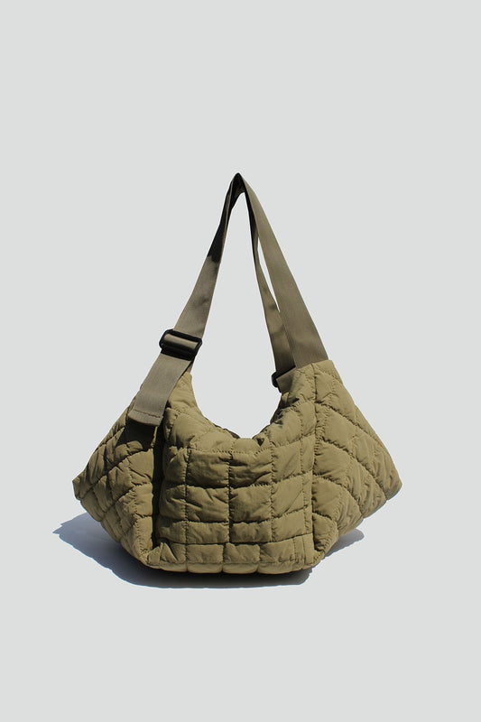 LEVEL UP quilted day bag