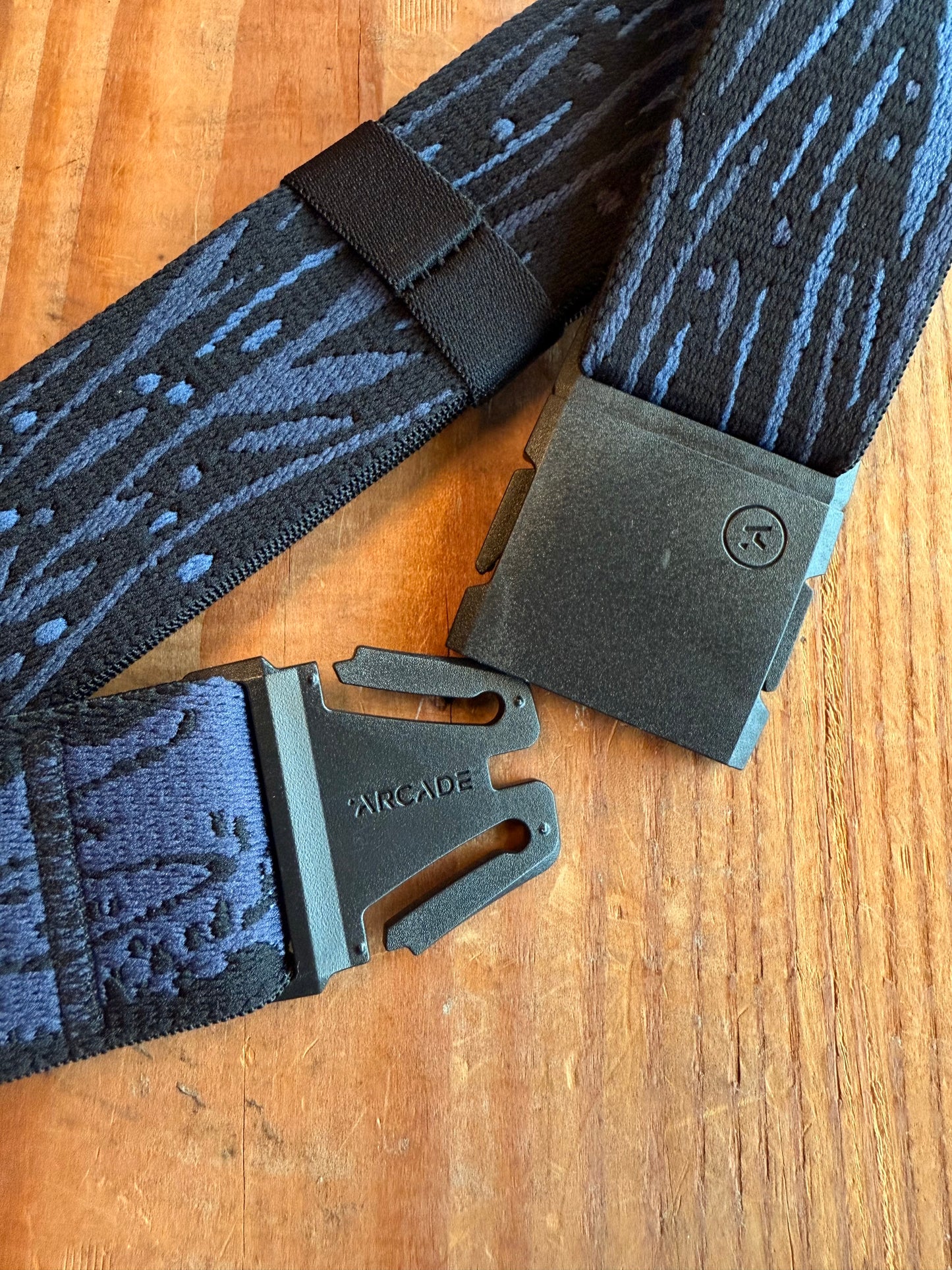 OUT OF RANGE belt