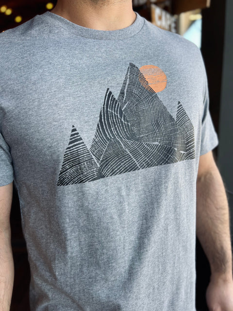 PEAK tee