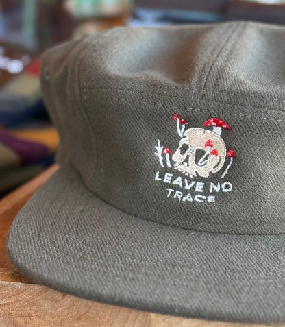 LEAVE NO TRACE hat