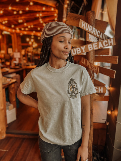 MOSS LANTERN tee