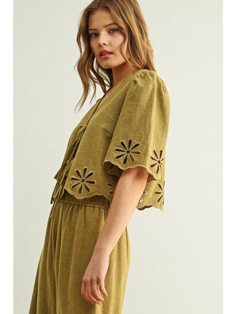 OLIVE TREE eyelet top