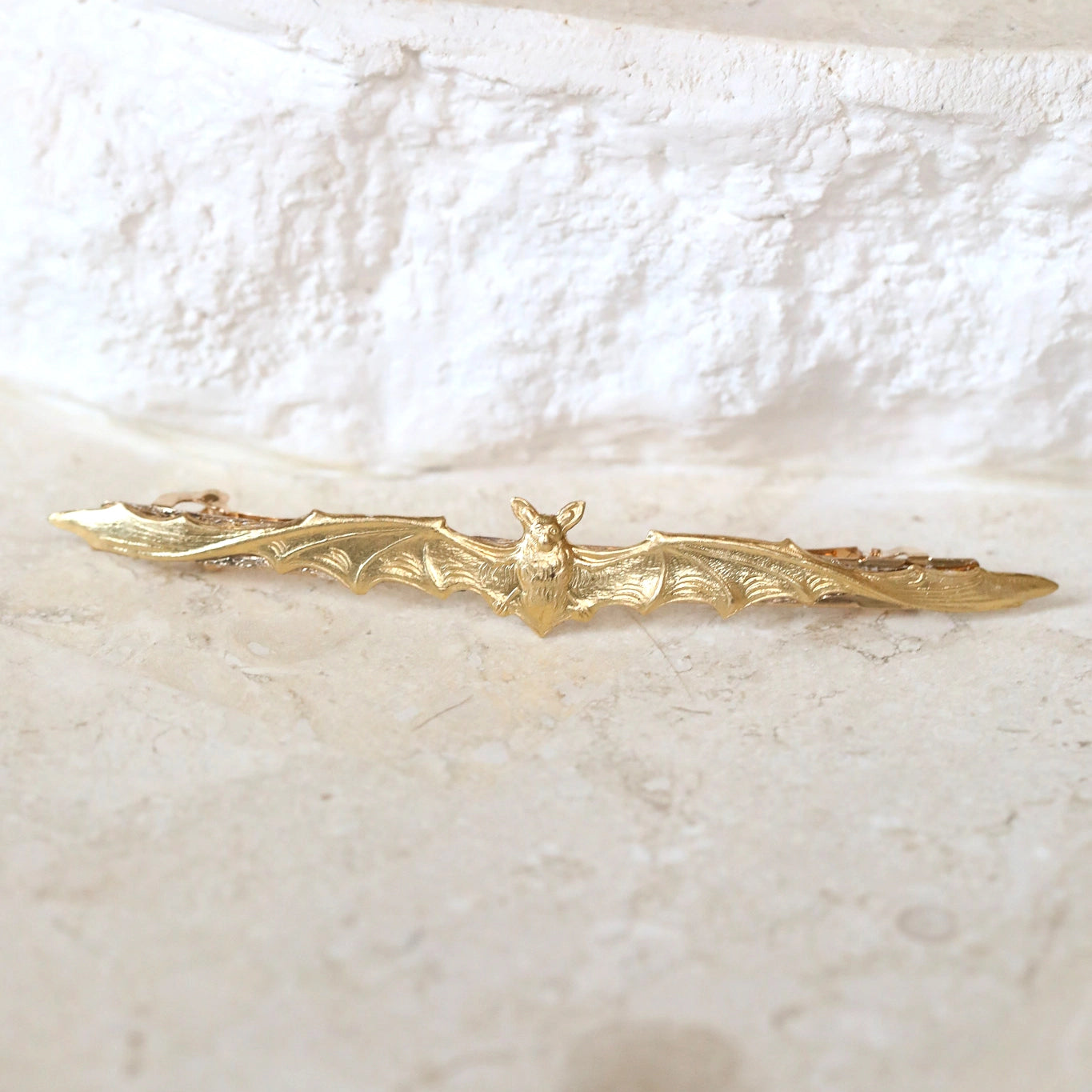 BAT barrette