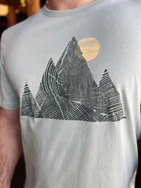 PEAK tee