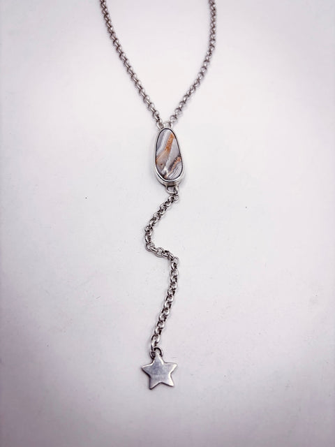 DOWN TO EARTH agate-star necklace