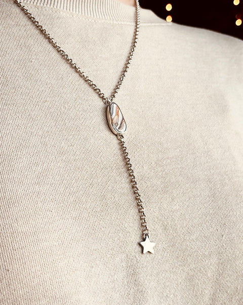 DOWN TO EARTH agate-star necklace