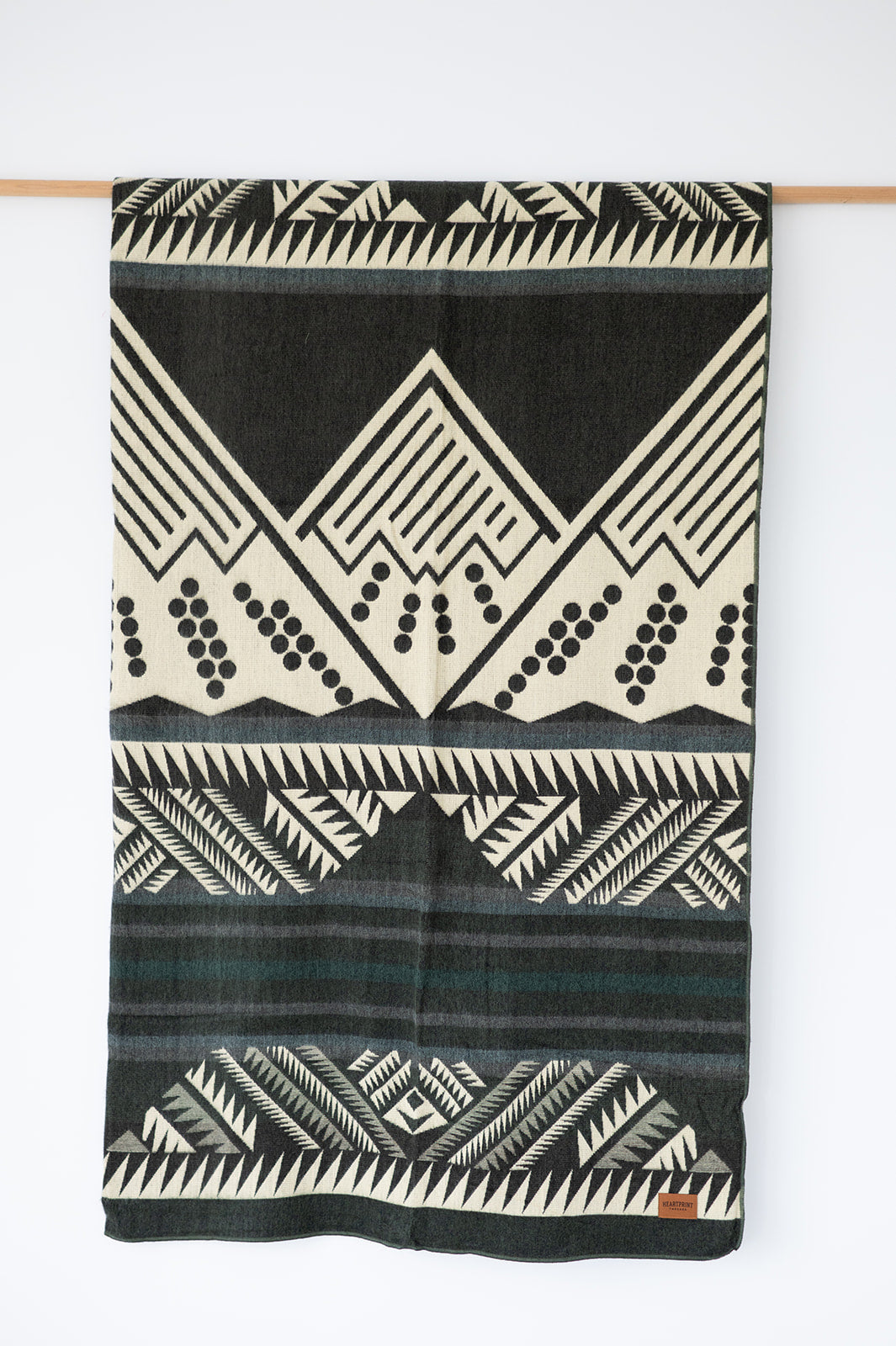 Heartprint Threads The Mountains Blanket