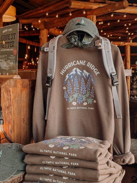 HURRICANE RIDGE crewneck