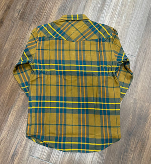 MOUNTAIN shirt