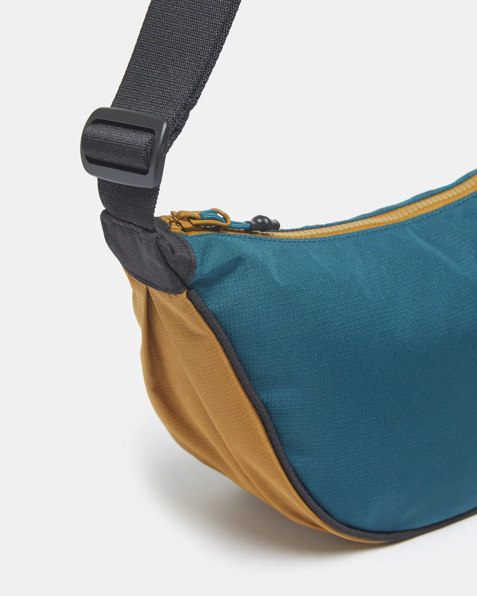 BEATTY moon bag