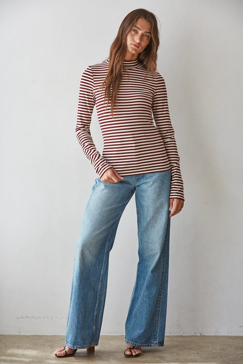 RIDGELINE mock neck top