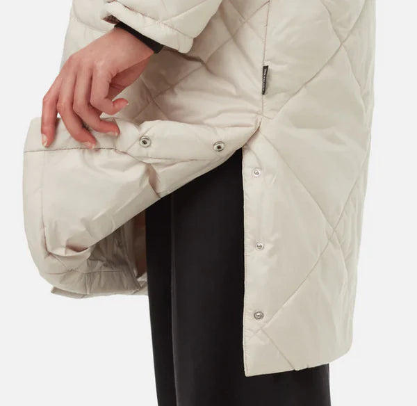 CLOUD SHELL quilted hooded jacket