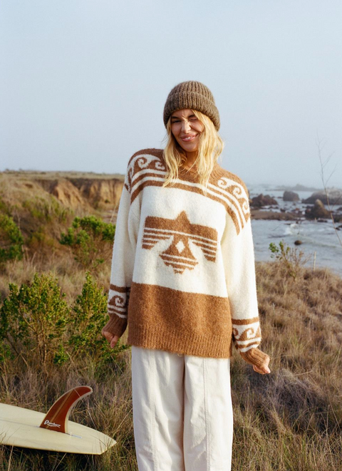 WILD AND FREE crew sweater