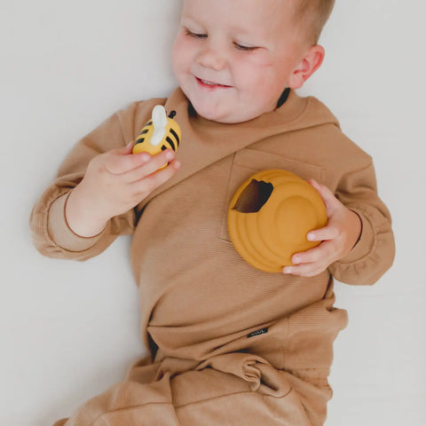 HONEY BEE teether set