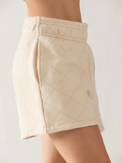 SNOWFALL quilted shorts