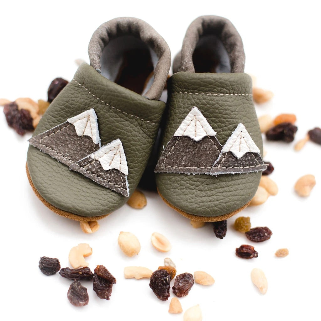 MOSS MOUNTAINS baby slippers