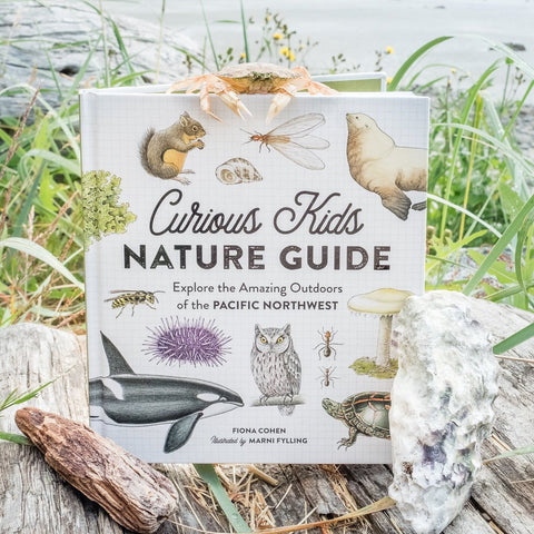 CURIOUS KIDS NATURE GUIDE book