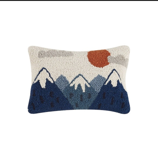 MOUNTAIN RANGE mini pillow